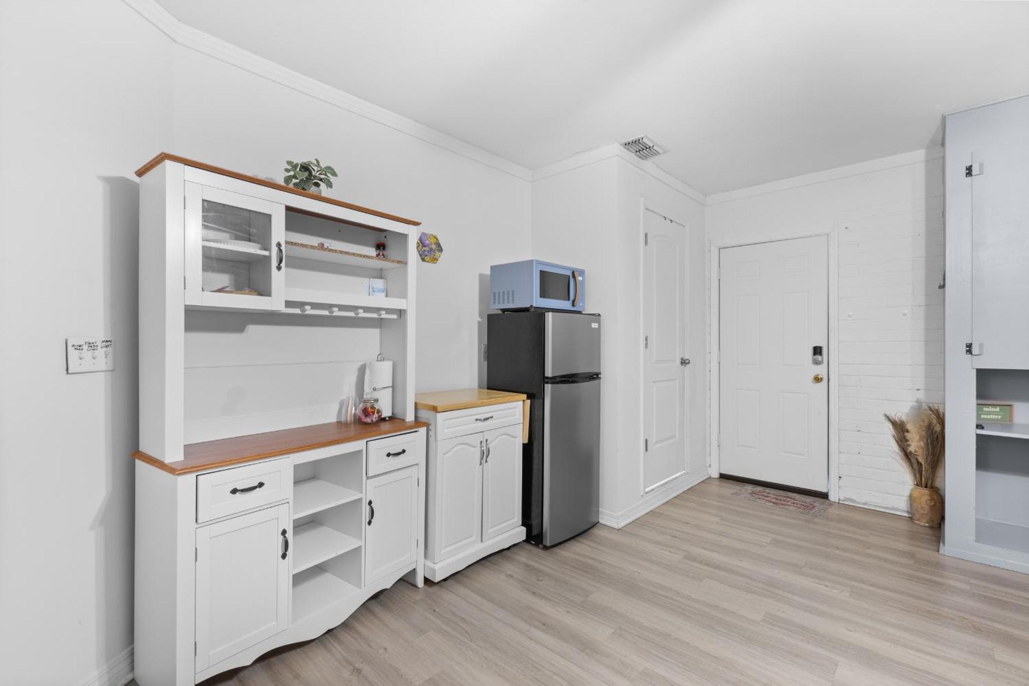 Pet Friendly Large Studio With Free Wi-Fi In Great Location! オレンジ・パーク エクステリア 写真